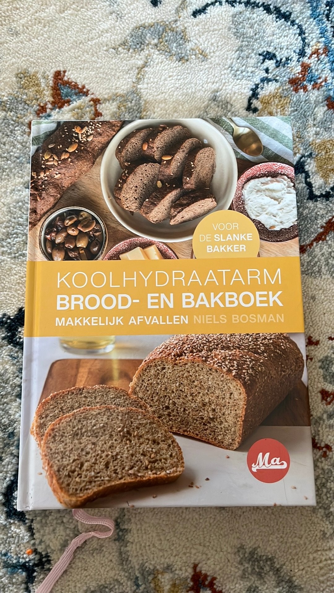 Koolhydraatarm brood-en bakboek Makkelijk Afvallen, Ophalen of Verzenden, Zo goed als nieuw, Dieet en Voeding