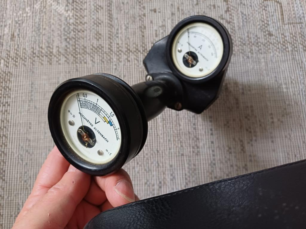 Oude Ampère Volt meter bakeliet, Ophalen of Verzenden