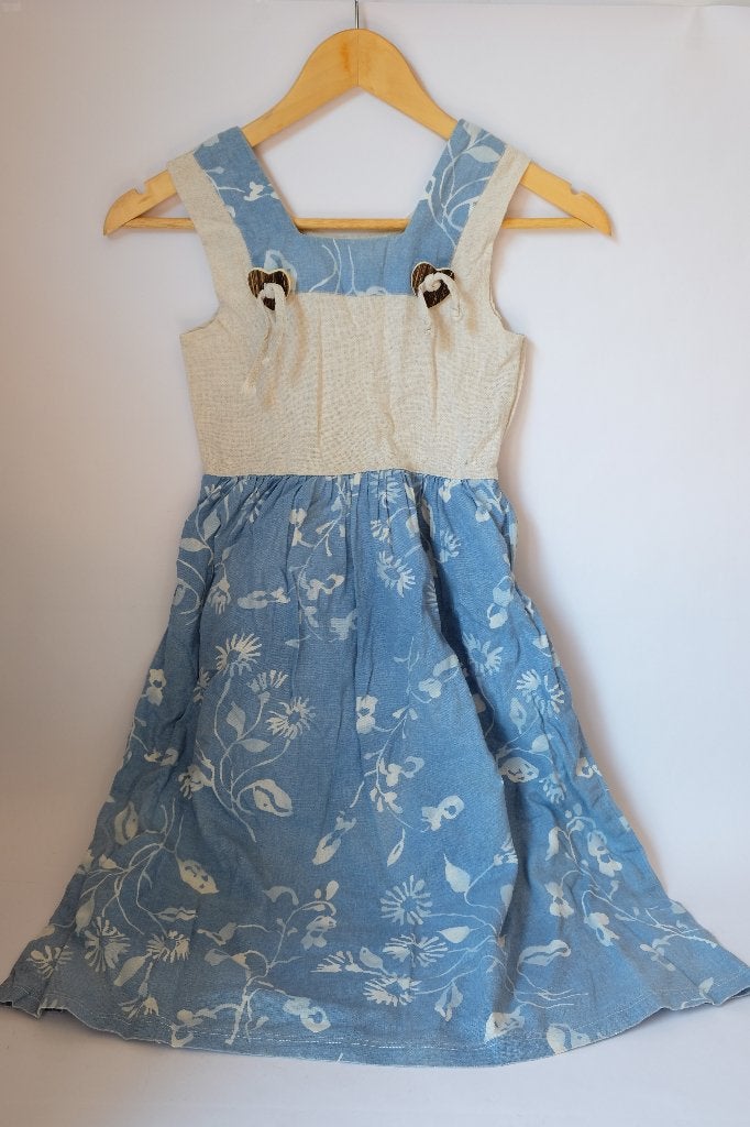 Dirndl jurkje maat 122 / 128   in nette staat, Ophalen of Verzenden, Gebruikt, 122 t/m 128, Meisje