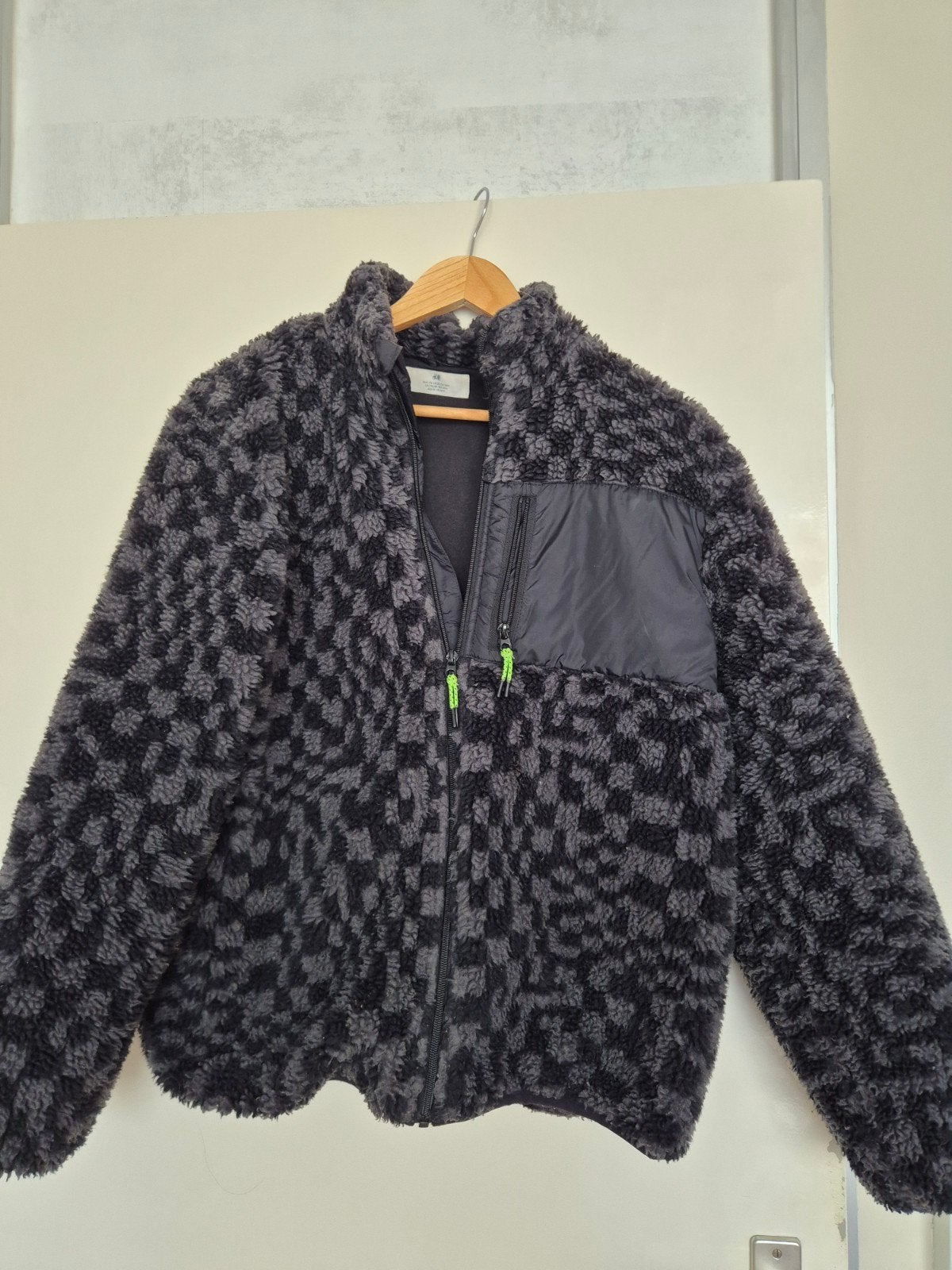 H&M Fleece Jas - Zwart/Grijs Geruit, Maat 48/50 (M), Zwart, Ophalen of Verzenden, H&M