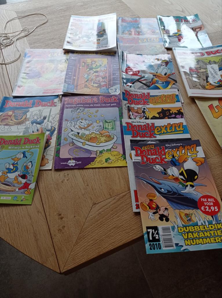 Div extra  uitgaven van de Donald Duck, Boeken, Meerdere stripboeken, Ophalen of Verzenden