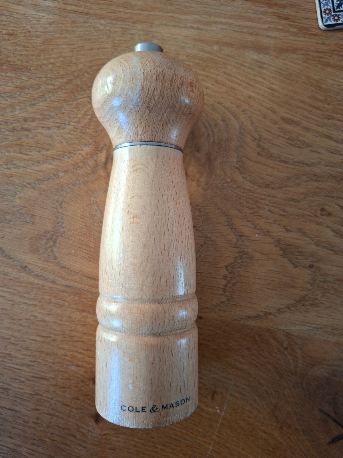 Mooie houten pepermolen van Cole & Mason, Gebruikt, Hout, Ophalen of Verzenden, Overige merken