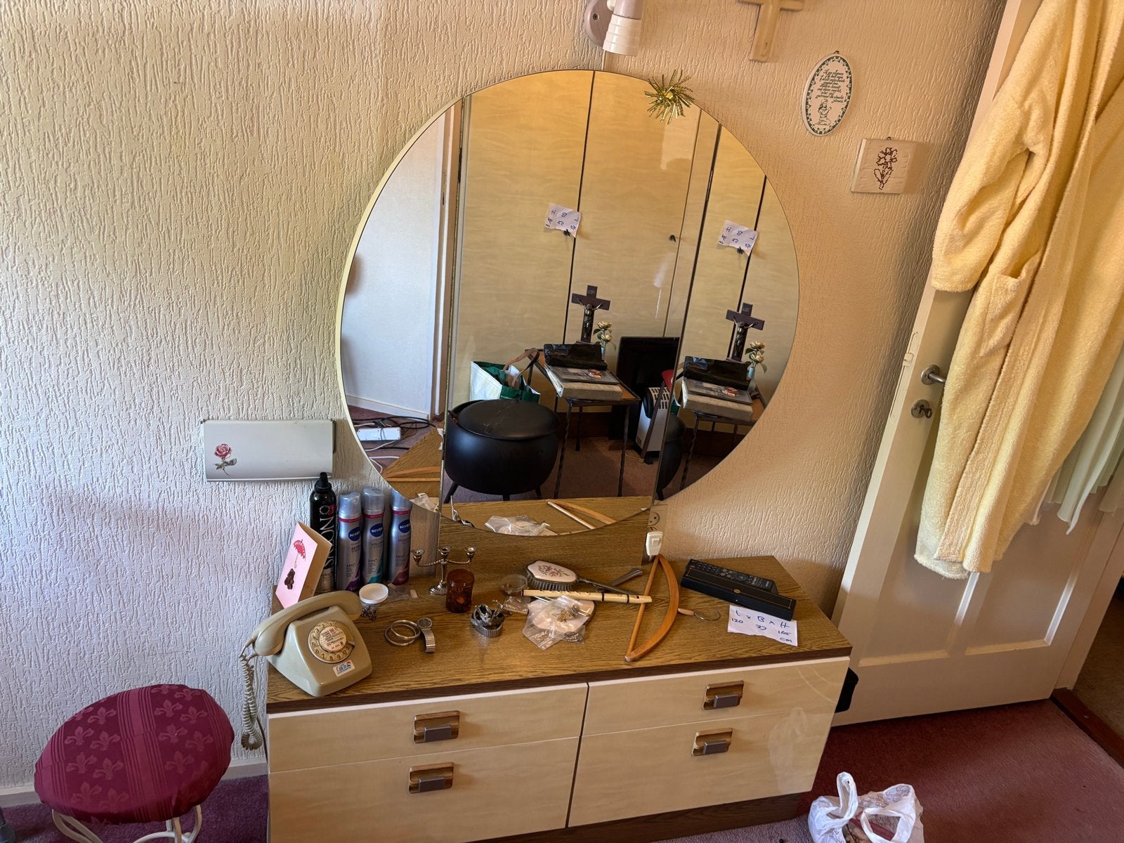 Vintage slaapkamerset: kledingkast, kaptafel, nachtkastjes, Ophalen, Gebruikt, Tweepersoons