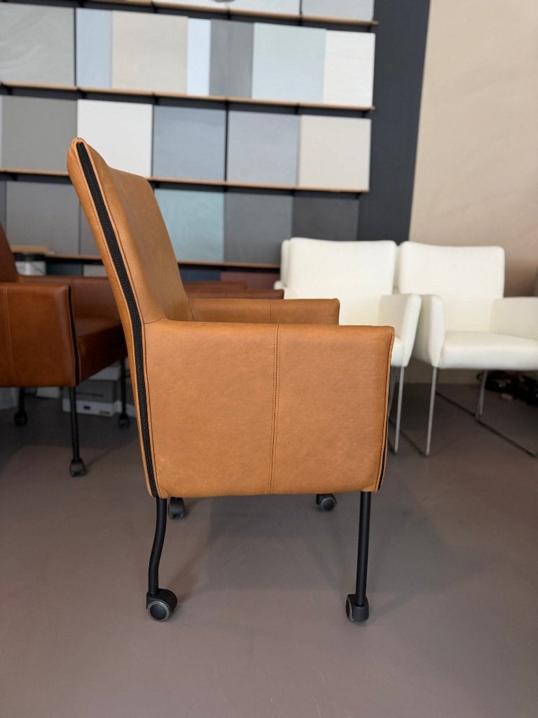 6 x Freek XL leren eetkamerstoel Cognac | Woonloods Dongen, Ophalen, Bruin, Nieuw, Leer