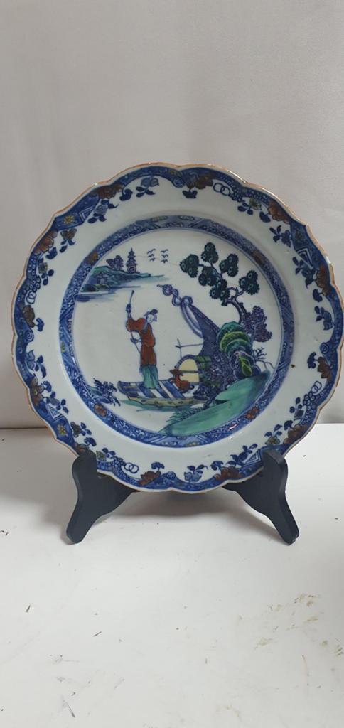 Chinees 18de eeuws doucai bord, Antiek en Kunst, Antiek | Porselein, Ophalen of Verzenden