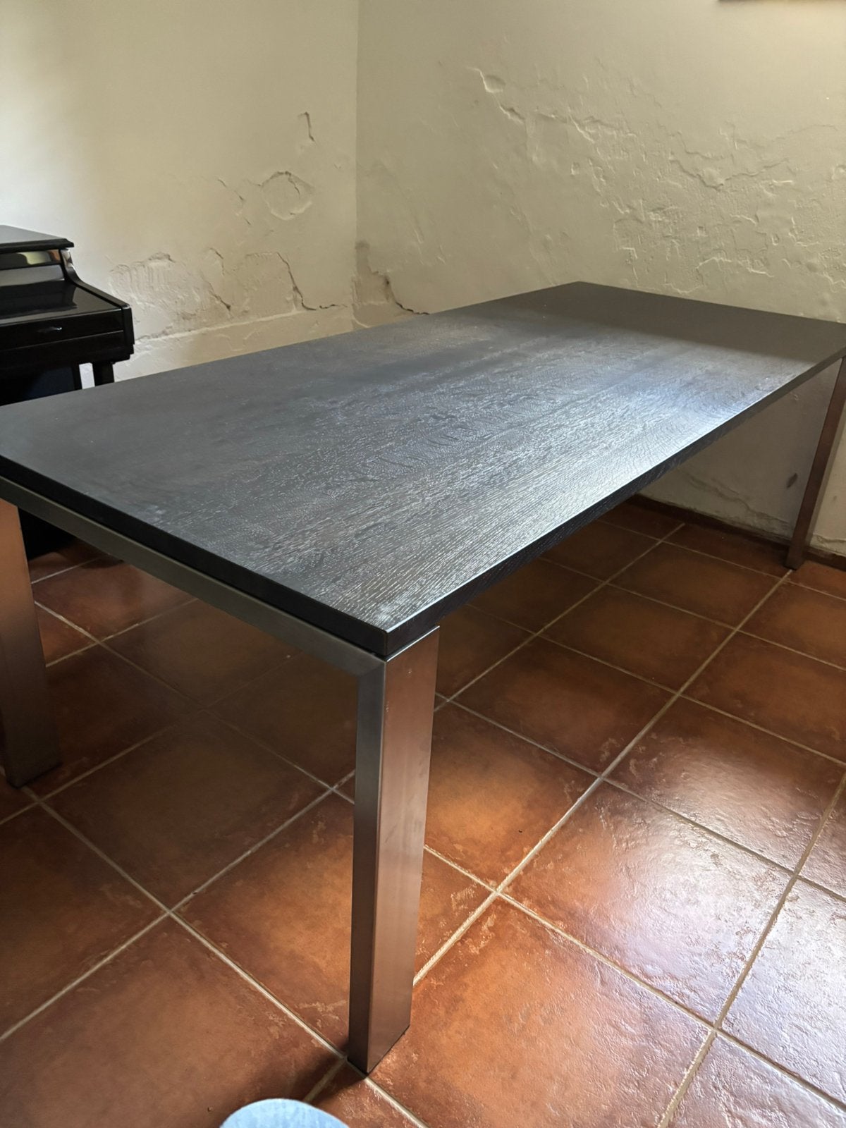 Mooie ruime zwarte eettafel met een strak tijdloos ontwerp., Ophalen, Gebruikt, 200 cm of meer, 50 tot 100 cm