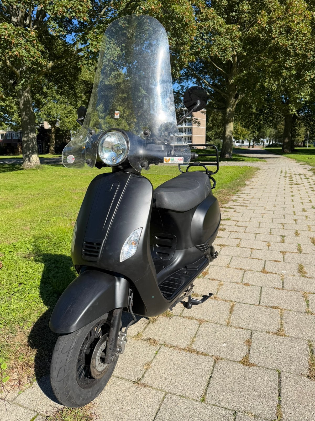La Souris Sourini - 2022 | 45 KM/H | 4990 KM | Windscherm |, Ophalen, Maximaal 45 km/u, 49 cc, Zo goed als nieuw