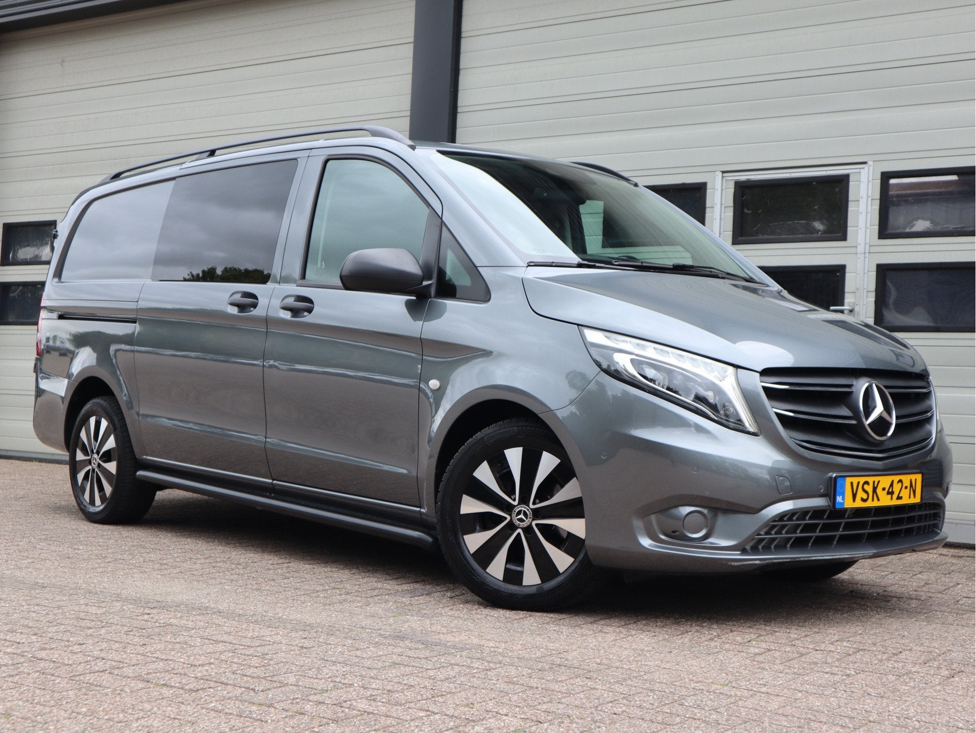 Mercedes-Benz Vito 116 CDI Automaat Euro 6 - DC 5 Pers. - 2x, Auto's, Gebruikt, Euro 6, 4 cilinders, Bedrijf