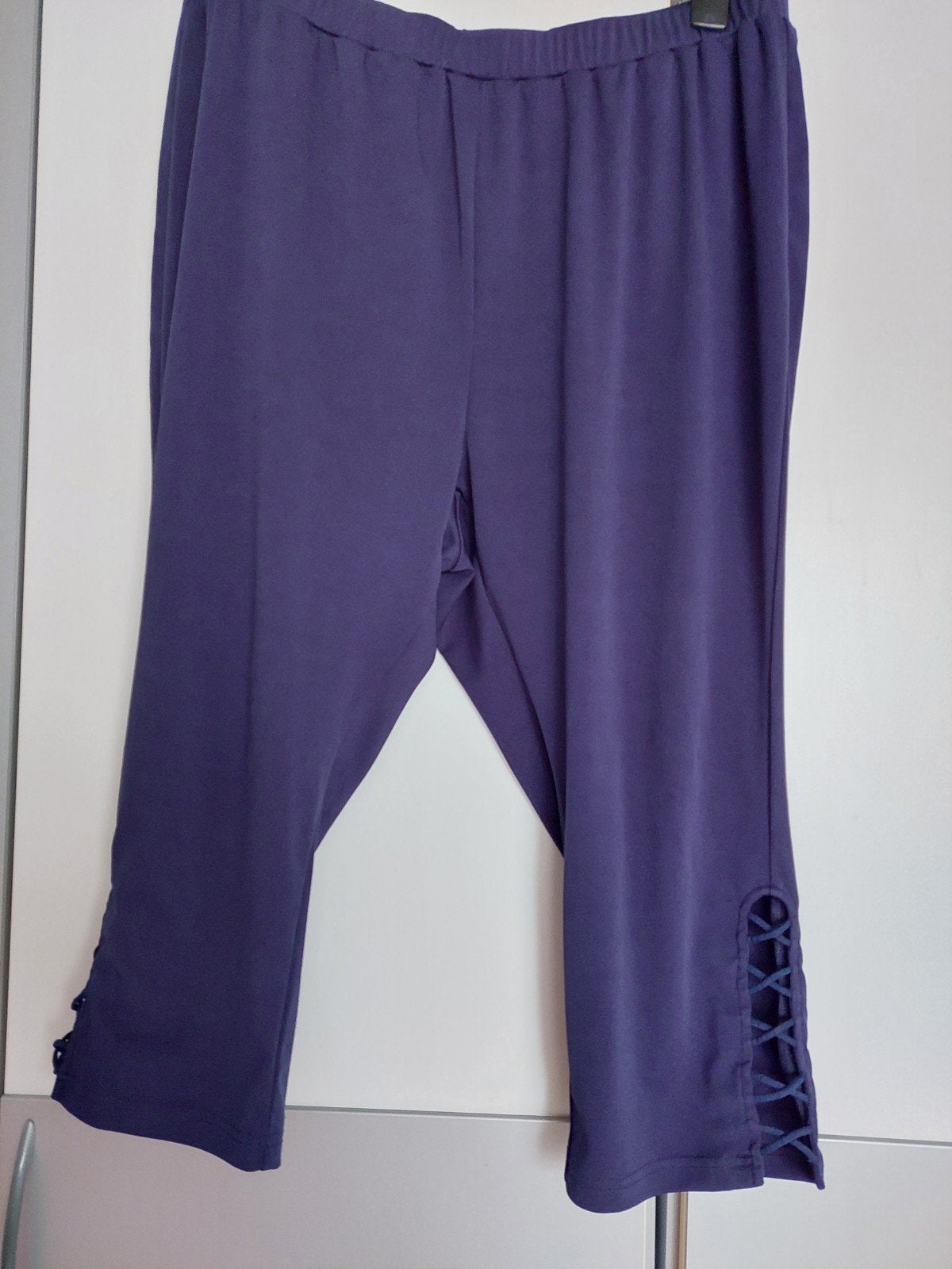 Bloomschic blauwe capri broek/legging met veter accent, Bloomschic, Ophalen of Verzenden, Zo goed als nieuw, Blauw