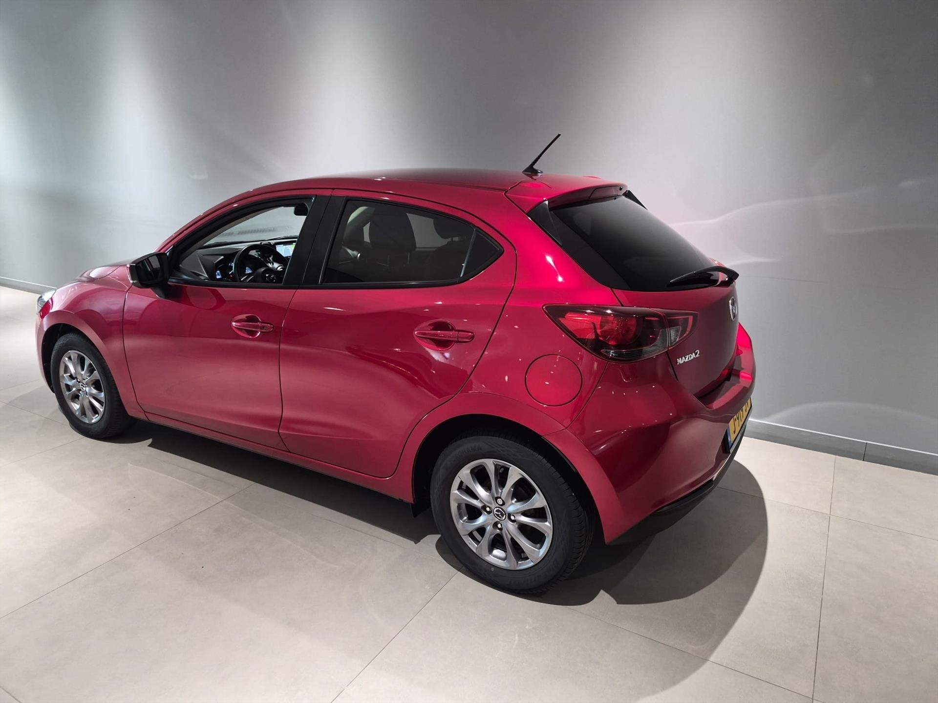 MAZDA 2 1.5 SKYACTIV-G 90PK Comfort Navi/ Cruise/ Clima, 12 maanden, Stof, 4 cilinders, Origineel Nederlands