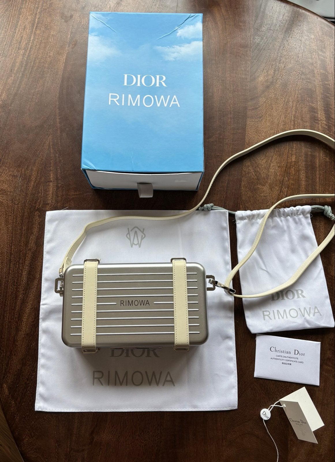 Rimowa x Dior Sling Clutch - Polycarbonaat, Ophalen of Verzenden, Gebruikt, Grijs, Schoudertasje