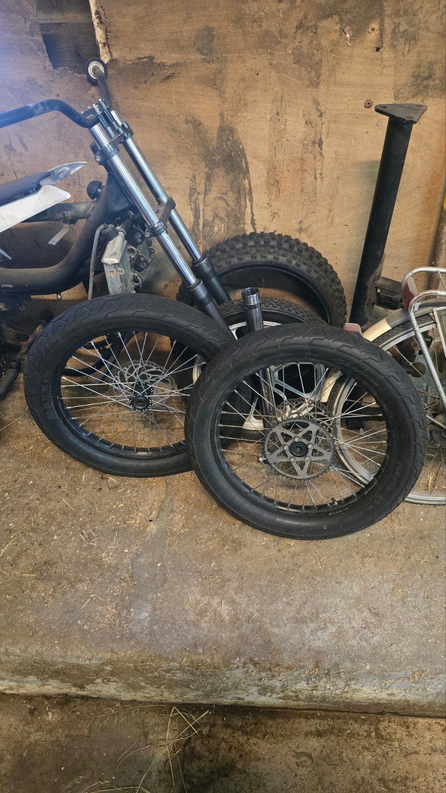 19 inch Surron velgen met hele dikke banden, Ophalen, Overige typen