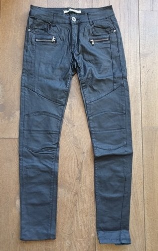 Leatherlook Zwarte Broek NewPlay Jeans (36), NewPlay Jeans, Zwart, Ophalen of Verzenden, Maat 36 (S)