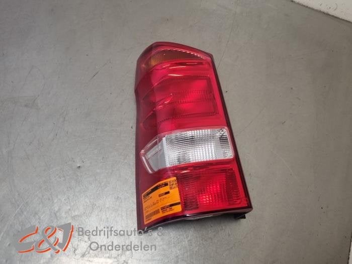Achterlicht links van een Mercedes Vito, Gebruikt, -, Ophalen of Verzenden, -