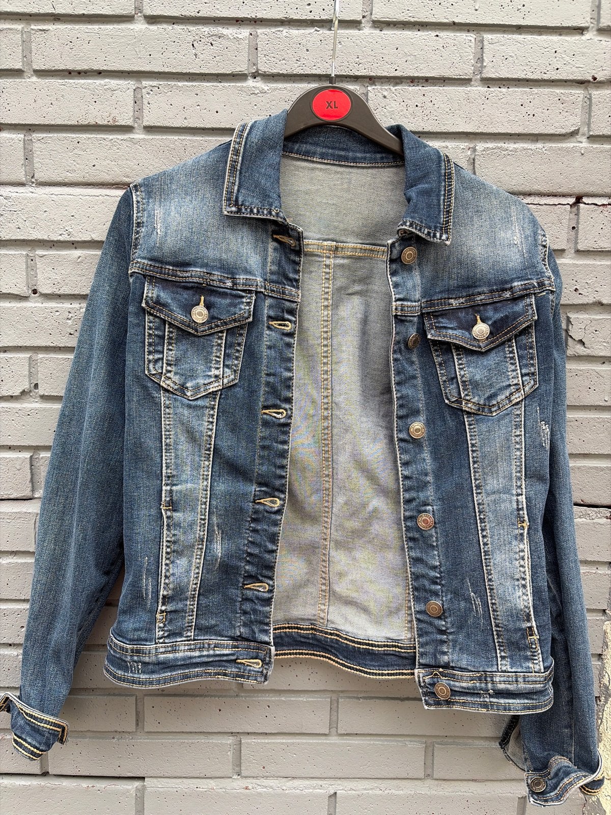 Stoere spijkerjas in m, Ophalen of Verzenden, Gedragen, Maat 46/48 (XL) of groter, Blauw