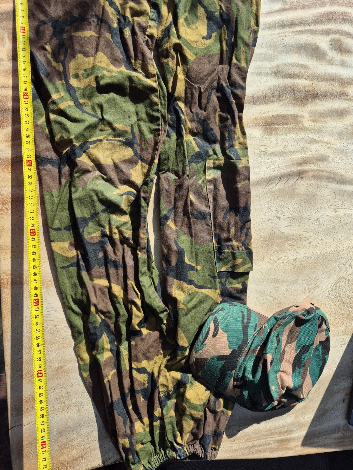 Verkleedbroek en petje - Leger Militair - Maat M, Maat 48/50 (M), Ophalen of Verzenden, Overige thema's, Kleding