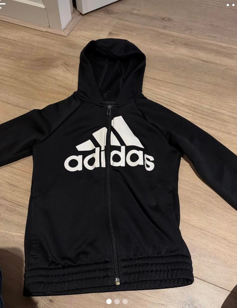 Adidas vestje kids, Verzenden, Zo goed als nieuw, Overige maten, Zwart