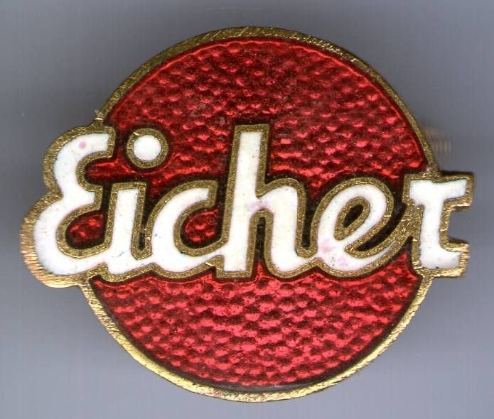 EICHER tractoren vrachtwagens email op koper broche( E_263), Verzamelen, Ophalen of Verzenden, Zo goed als nieuw, Transport, Speldje of Pin