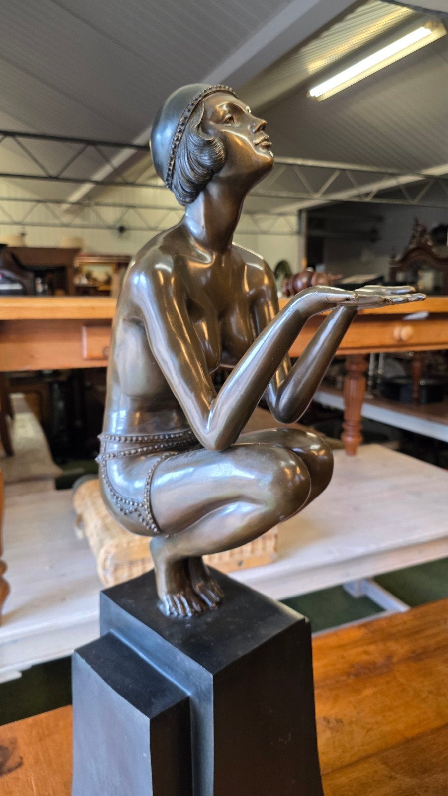 Groot gesigneerd Art Deco bronzen beeld, Ophalen