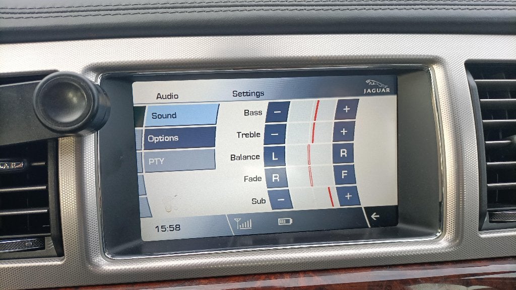 Foto 12 van Jaguar XF 3.0 D Premium Luxury 300PK 2e Eigenaar
