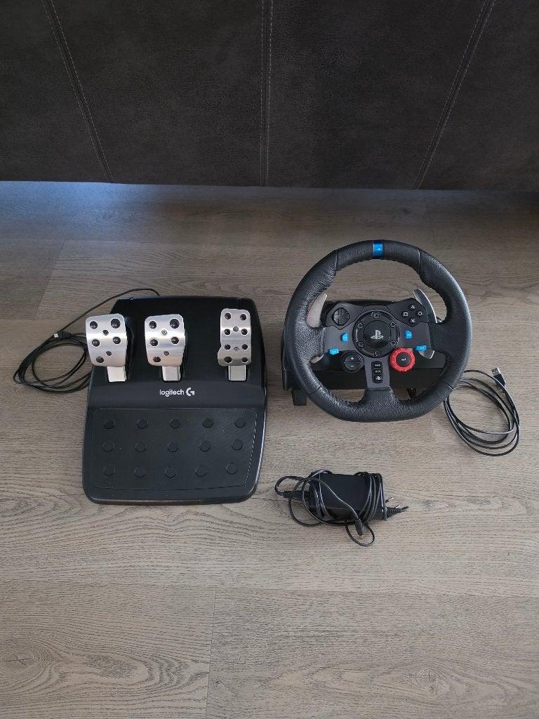 Logitech G29 Racing Wheel + pedalen, Spelcomputers en Games, Ophalen of Verzenden, Zo goed als nieuw, Stuur of Pedalen, PlayStation 3