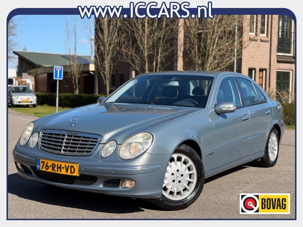 Mercedes-benz E-KLASSE 240 Automaat - zeer nette staat !!!, Automaat, Achterwielaandrijving, Gebruikt, 2597 cc