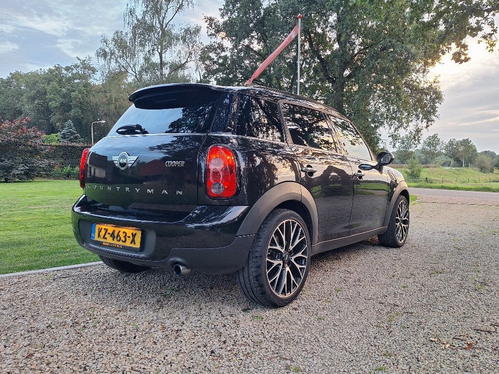 Foto 14 van Mini Countryman 1.6 Cooper 2017 Zwart John Cooper Works JCW