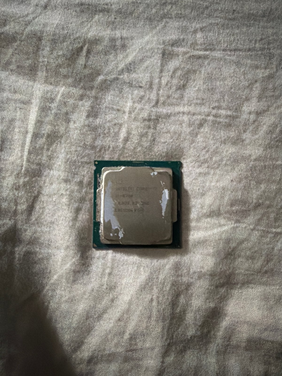 Intel Core i7-8700 + originele Intel koeler, Computers en Software, Processors, Ophalen, Gebruikt, 4-core, 4 Ghz of meer