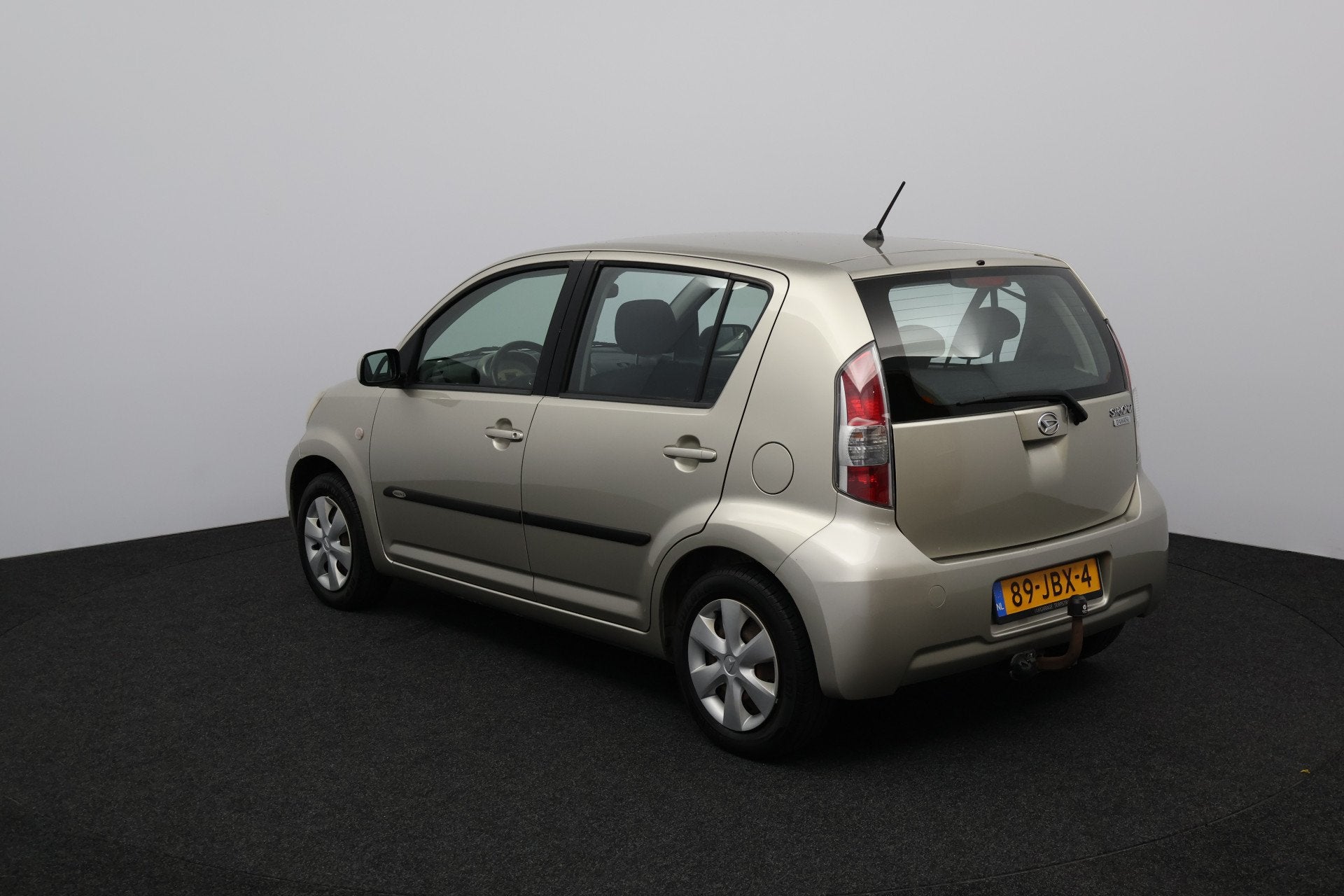 Daihatsu Sirion 2 1.3-16V Sport/ Trekhaak/ Airco/ C.V. Afsta, Auto's, Voorwielaandrijving, Stof, Gebruikt, 4 cilinders