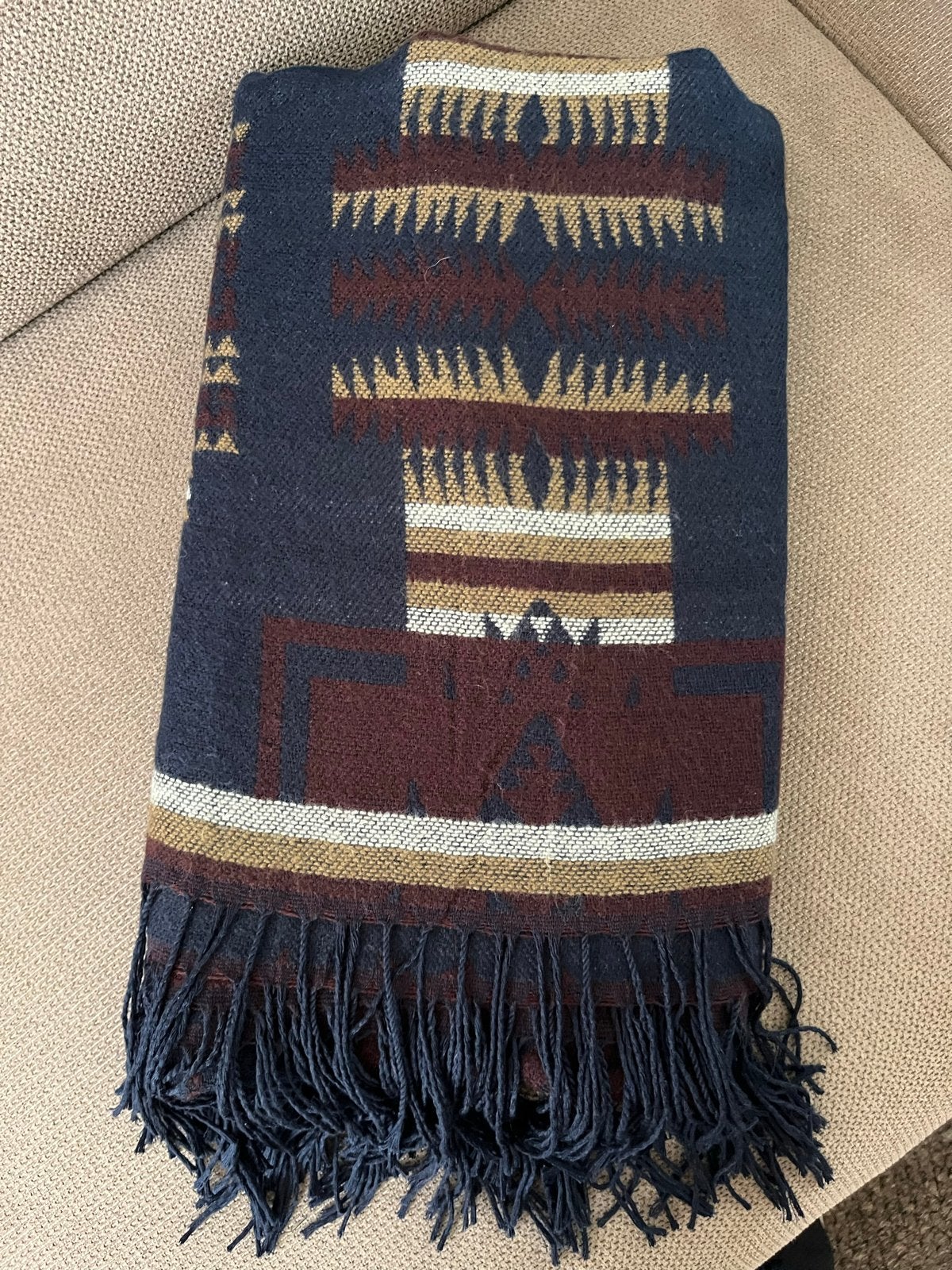 Aztec print omslagdoek/sjaal, Gebruikt, 100 tot 150 cm, Blauw, Ophalen of Verzenden