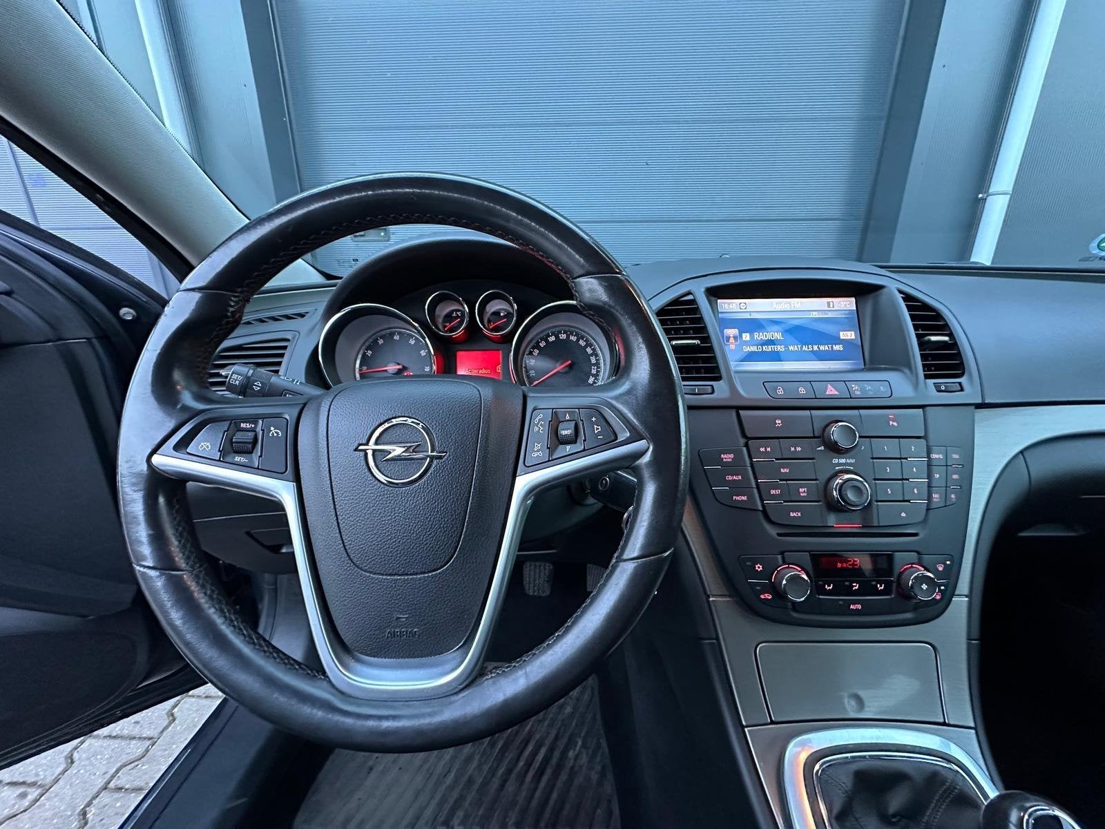 Opel Insignia 1.8 EDITION BJ011 CLIMA NAVI LMV, Auto's, Opel, Euro 5, Stof, Gebruikt, 4 cilinders