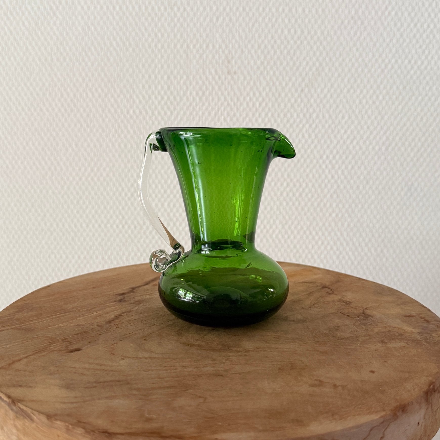 Vintage groen handgeblazen glazen kannetje – art glass, Ophalen of Verzenden