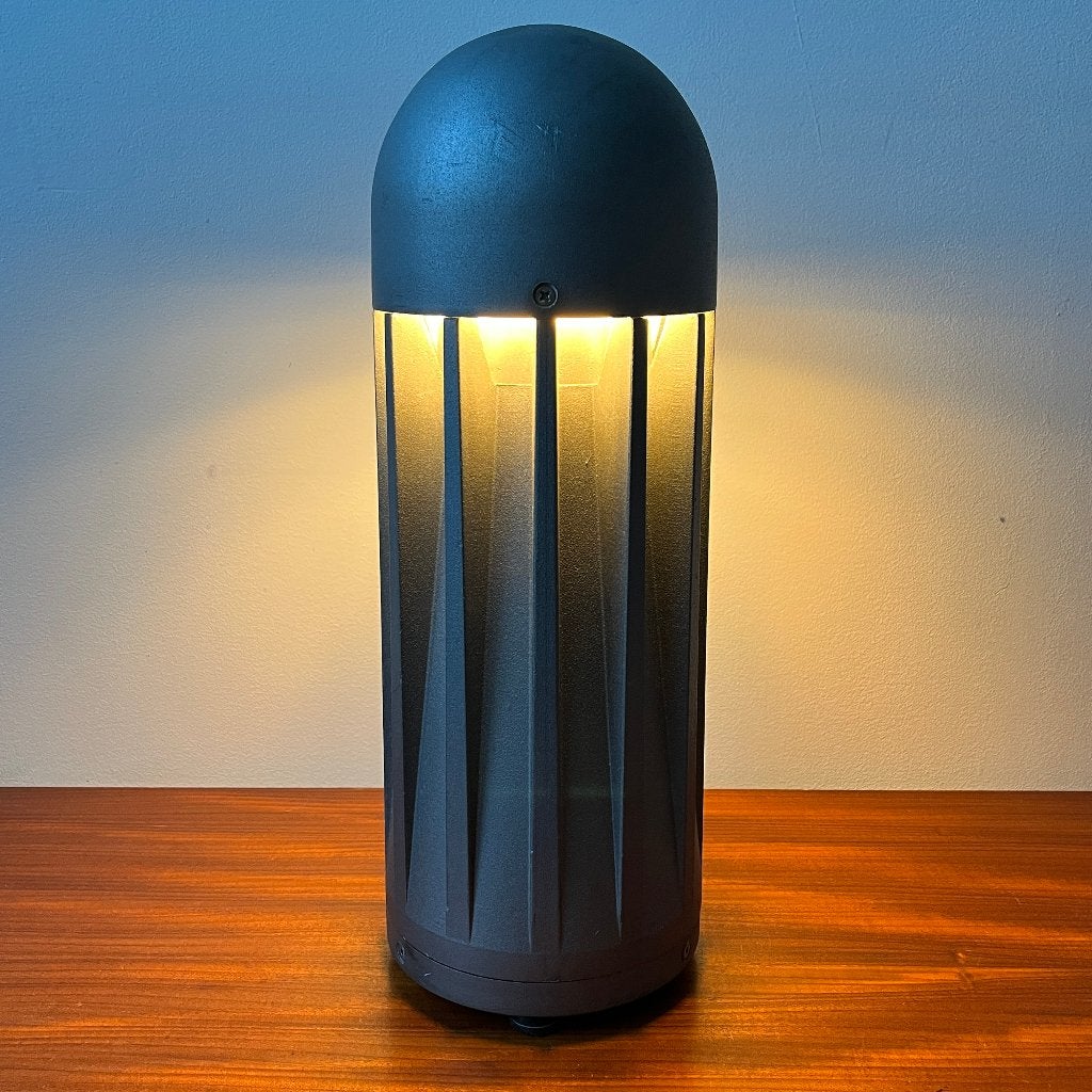 Italiaans design aluminium tafellamp iGuzzini, Guzzini, Gebruikt, Glas, Postmodern