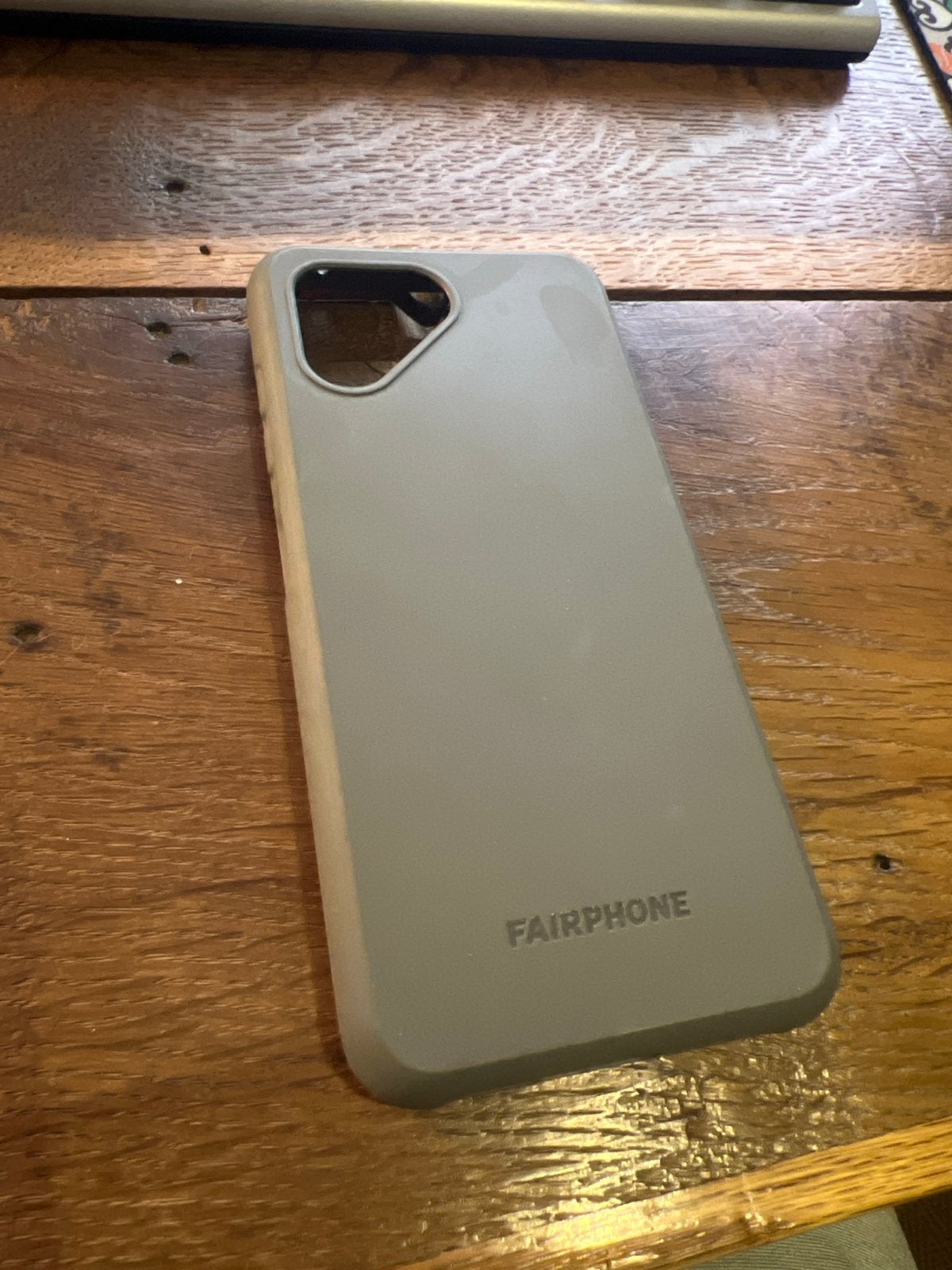 Fairphone hoesje - Grijs, Telecommunicatie, Mobiele telefoons | Overige merken, Ophalen of Verzenden, Gebruikt, 6 megapixel of meer