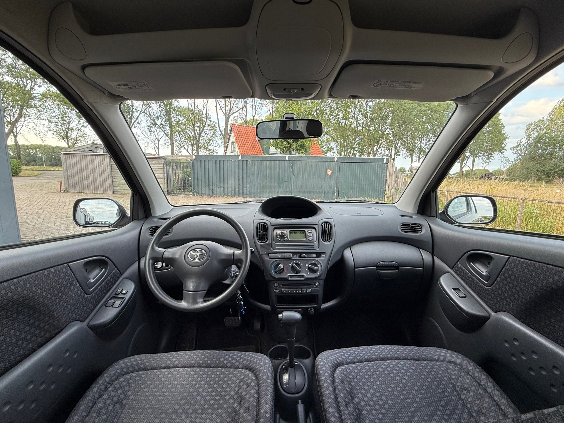 Toyota Yaris Verso 1.3 VVT-i Terra, 1299 cc, 4 cilinders, 400 kg, Yaris Verso