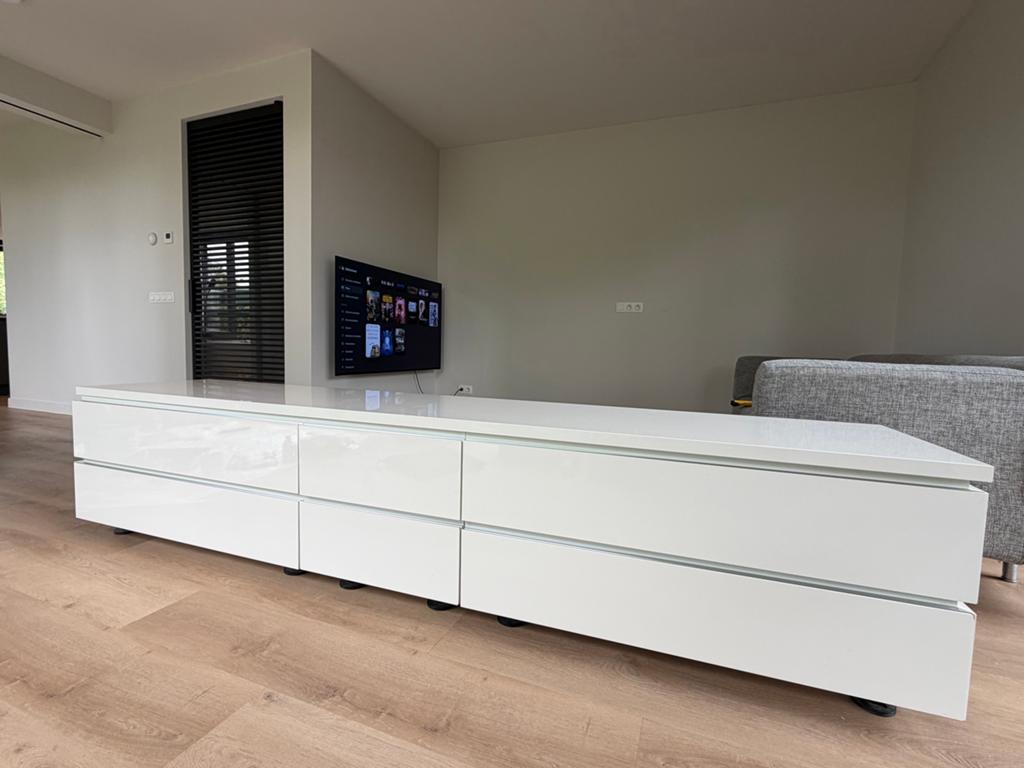 Interlubke Cube TV Kast Hoogglans Wit - Gebruikt, Overige materialen, Gebruikt, Ophalen of Verzenden, 200 cm of meer