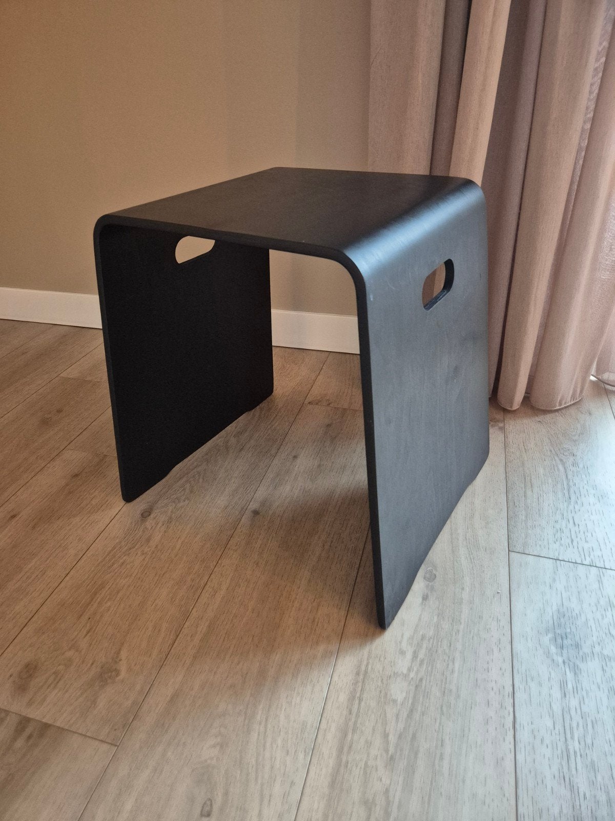 Lisa Norinder by Ikea Benjamin design kruk., Huis en Inrichting, Ophalen of Verzenden, Hout