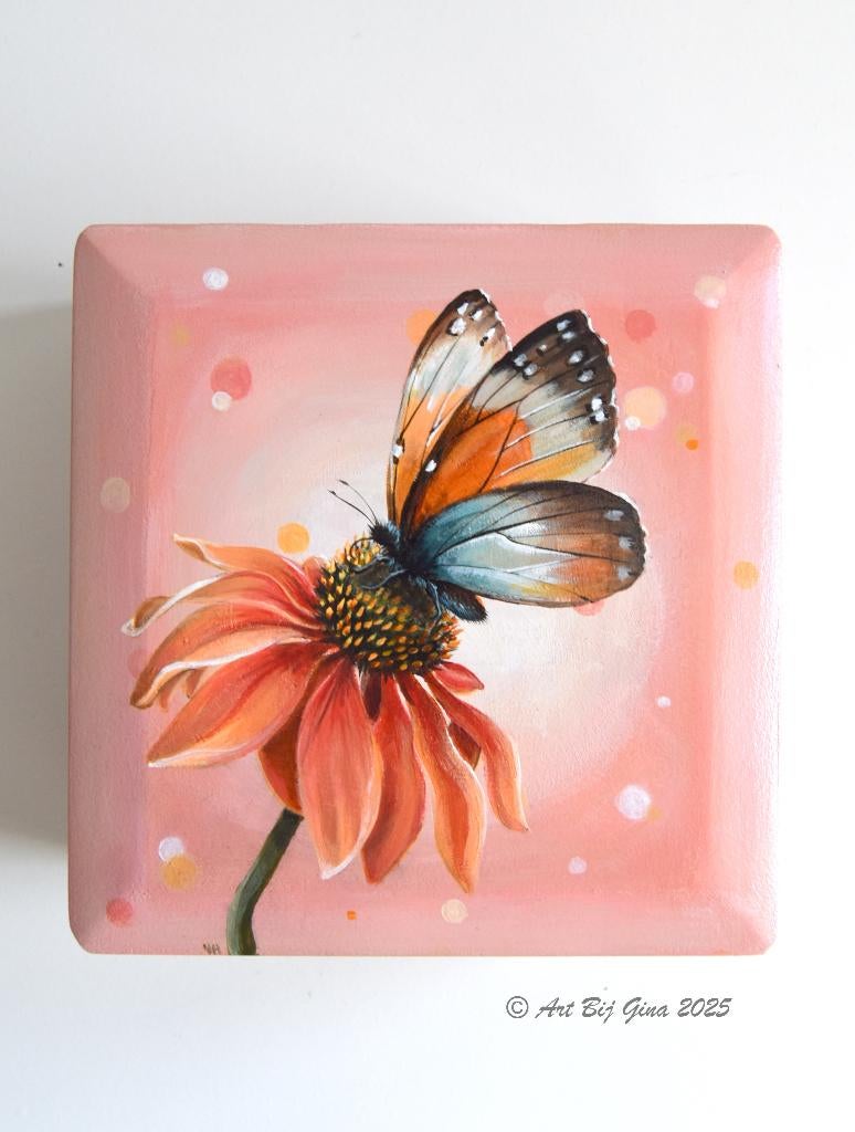 Uniek hand beschilderd houten kistje, Butterfly delight..., Minder dan 50 cm, 50 tot 100 cm, Nieuw, Ophalen of Verzenden