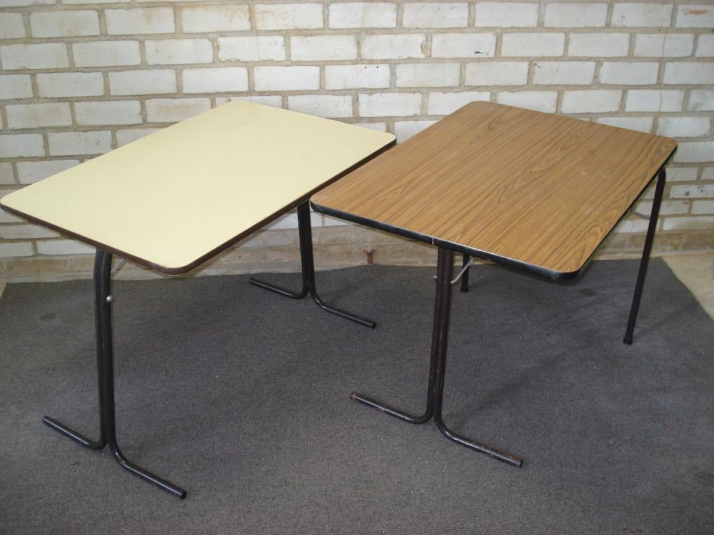 2 stuks Klap Vouw Tafel  camper caravan  samen 60,00, Caravans en Kamperen, Ophalen, Zo goed als nieuw