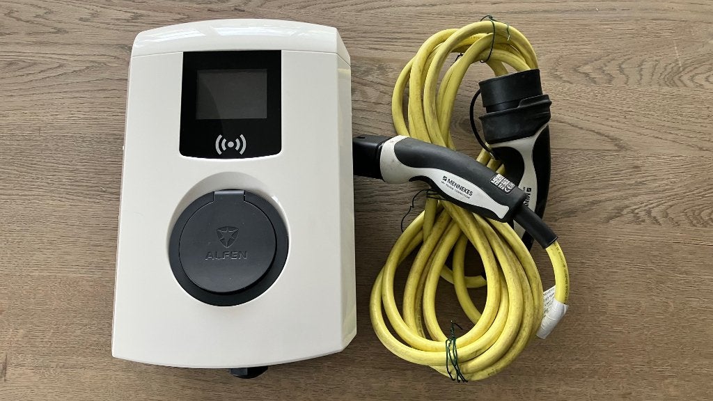 Alfen Eve Single Pro-line Laadpaal + Mennekes Kabel, Auto diversen, Laadpalen, Ophalen, Gebruikt, Laadpaal en Laadkabel