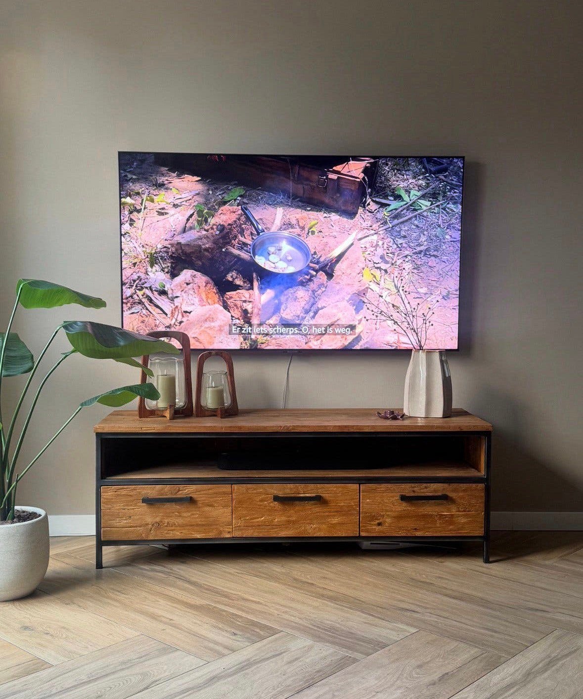Romaro tv meubel Pronto wonen, Ophalen, Teakhout, Zo goed als nieuw, Minder dan 100 cm