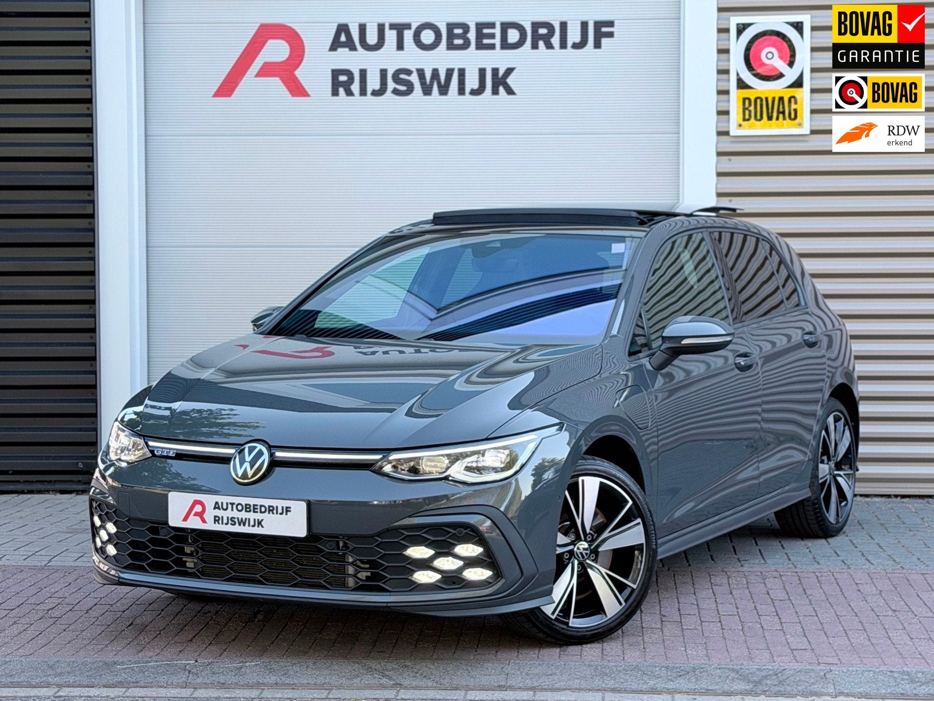 Volkswagen Golf 1.4 eHybrid GTE Pano/Matrix/HuD, Gebruikt, Euro 6, 4 cilinders, Alcantara