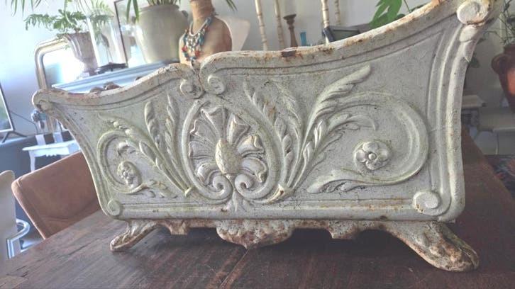 Antieke grote zware gietijzeren tuinvaas jardinière, Ophalen
