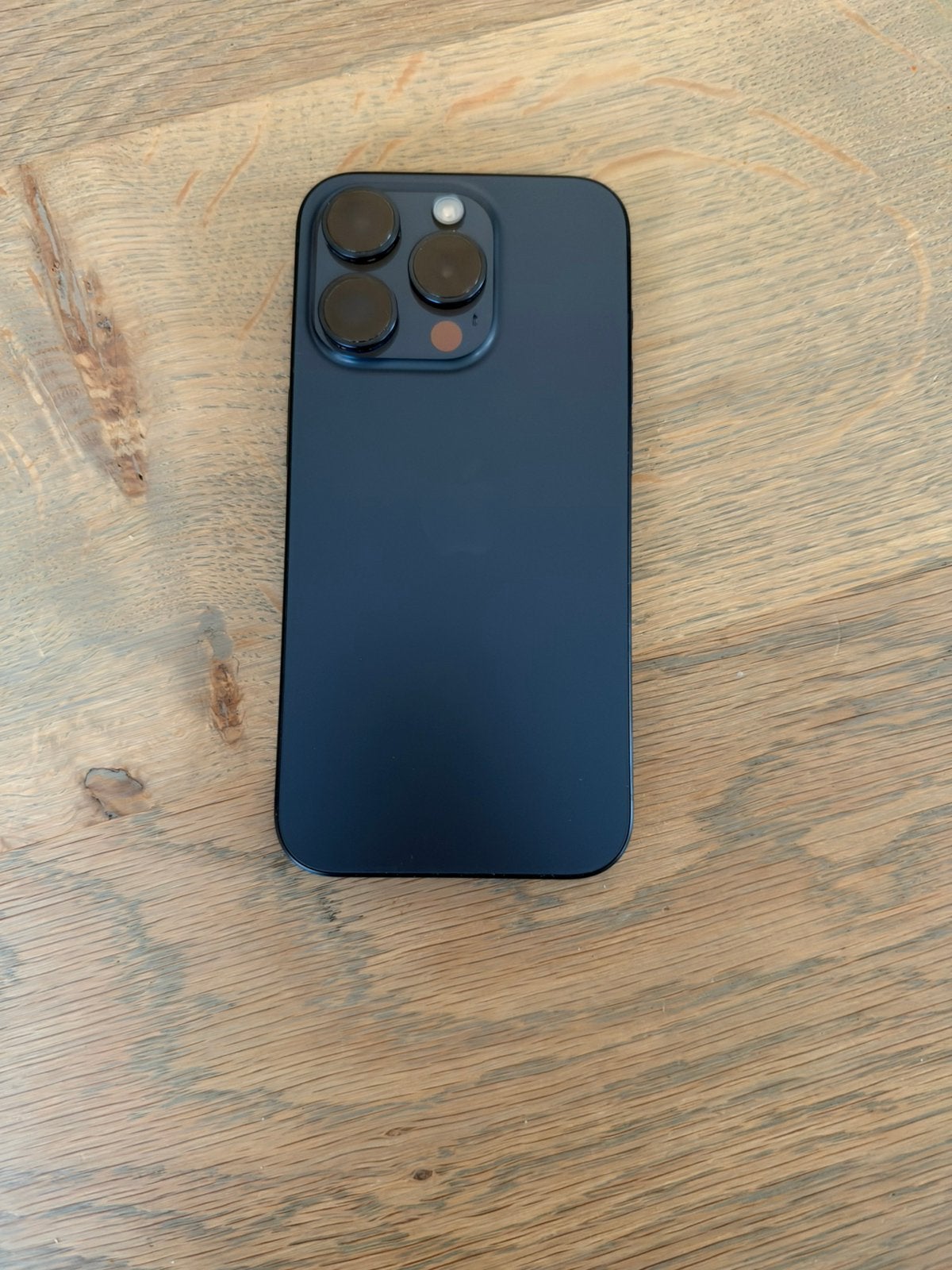 Te koop: Iphone 15 pro 128 gb blauw