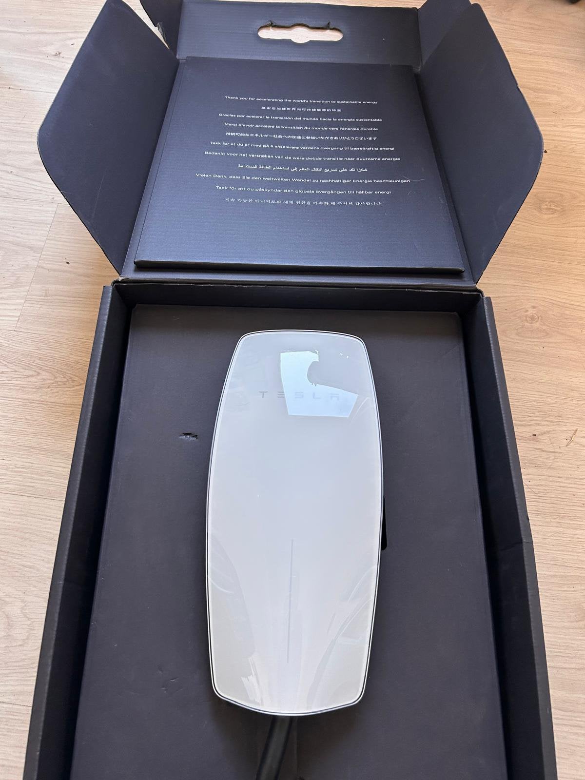 Tesla Wall Connector Gen 3, Auto diversen, Laadpalen, Ophalen of Verzenden, Zo goed als nieuw, Laadpaal en Laadkabel