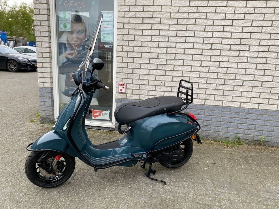 DIKKE SPECIAL VESPA SPRINT 45KM 4T OCEAN BLEU BJ2018 11000KM, VESPA, Onbekend, Onbekend, Vespa