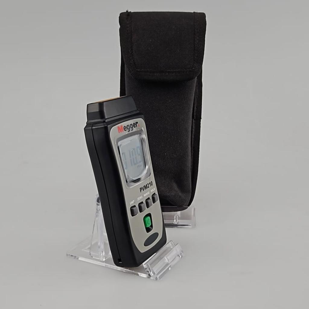 Megger PVM210 ZonneInstralingsmeter, Doe-het-zelf en Verbouw, Flex Ltd., Gebruikt, https://flex.com/contact-us, Nobelstraat 10, 5807 GA Oostrum LB, Limburg, Nederland