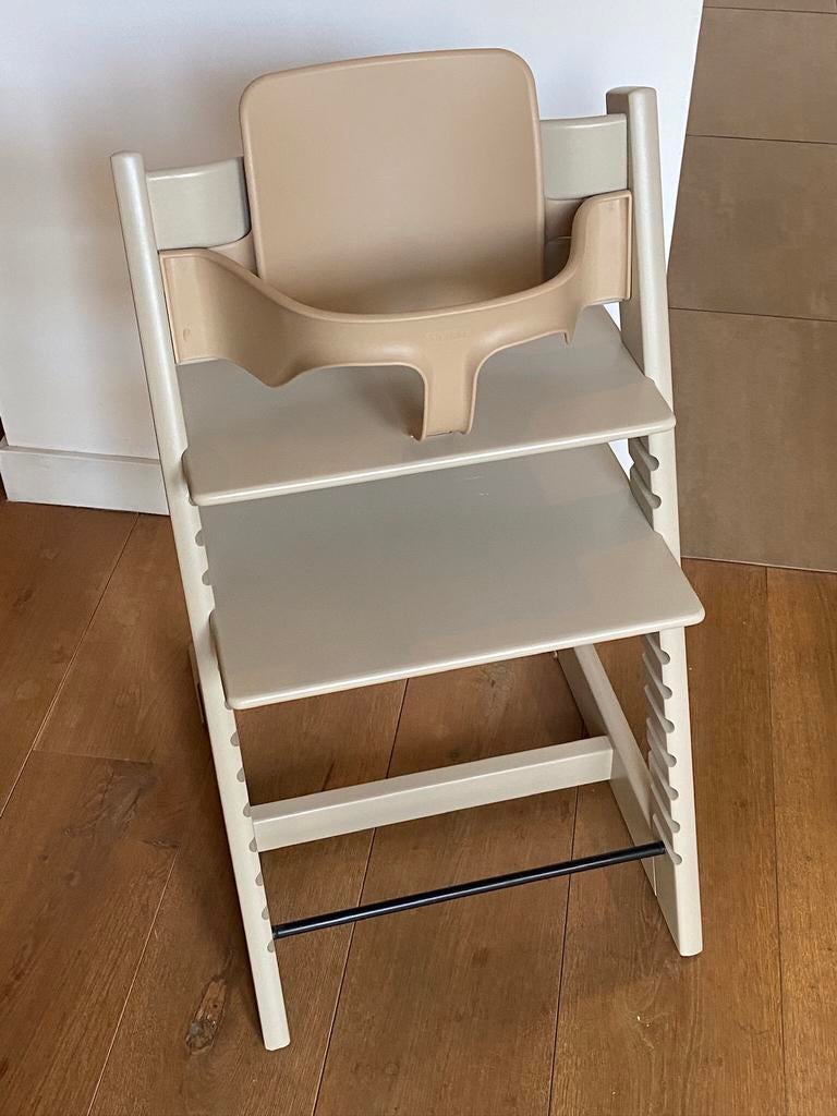 Stokke tripp trapp met Babyset naar keuze., Kinderen en Baby's, Kinderstoelen, Ophalen, Zo goed als nieuw, Meegroeistoel