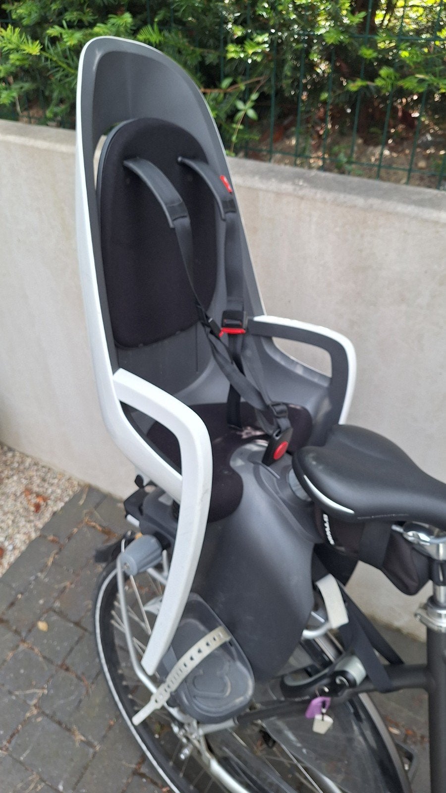 Hamax fietszitje achter - Comfortabel en veilig, Fietsen en Brommers, Fietsaccessoires | Fietsstoeltjes, Achterzitje, Hamax, Ophalen