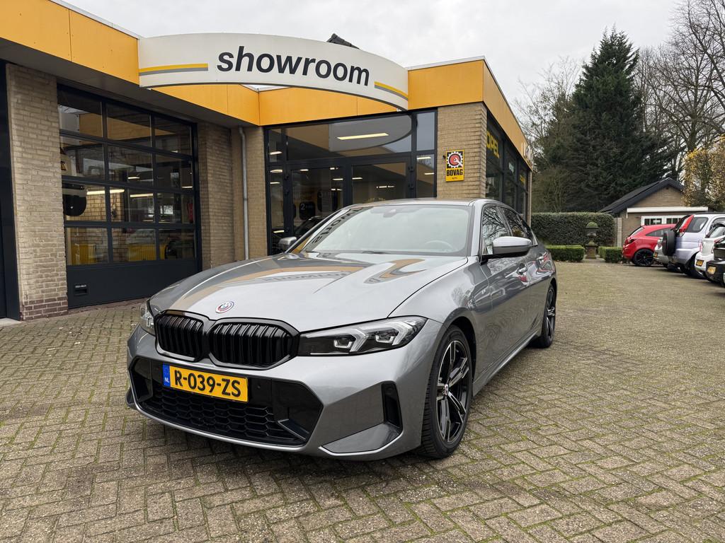 BMW 3 Serie 318i M-Sport Automaat Climate Control Led Navi C, Auto's, BMW, Automaat, 1998 cc, Achterwielaandrijving, Gebruikt
